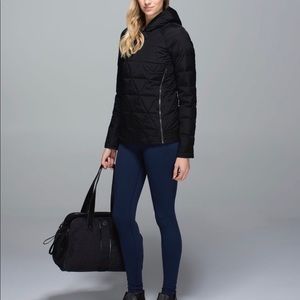 Lululemon Fluffed Up Pullover. Black. Size 12